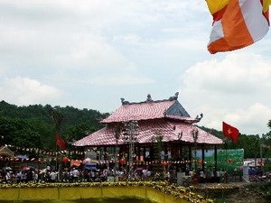 Flower festival at Phat Tich pagoda